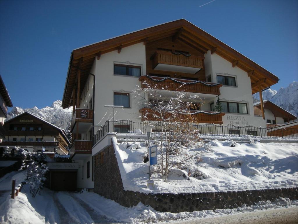 Garni Rezia Hotel Sëlva